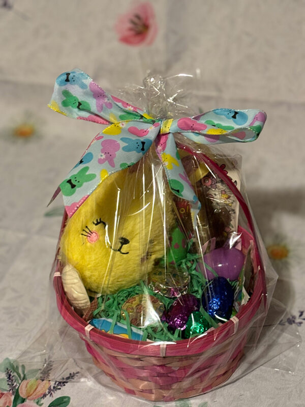 Easter Basket - Lots of Things to Find & Color in Fairyland - Yellow Bunny - Image 2