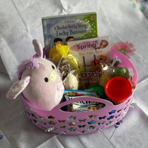 Easter Basket - Sticker Dolly Story Lucky Bunnies Book