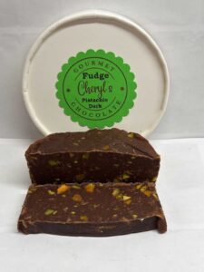 Dark Chocolate With Pistachios Fudge