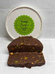 Milk Chocolate With Pistachios Fudge